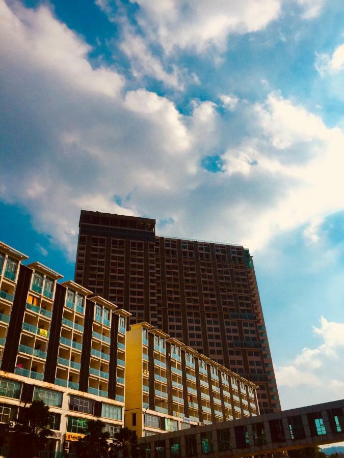 Corporate Hotel Suites At Hartamas / Mont Kiara Kuala Lumpur Zewnętrze zdjęcie