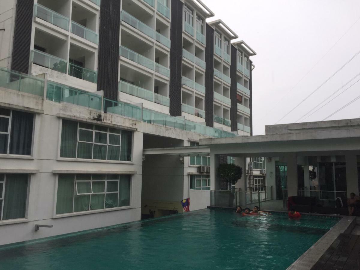 Corporate Hotel Suites At Hartamas / Mont Kiara Kuala Lumpur Zewnętrze zdjęcie